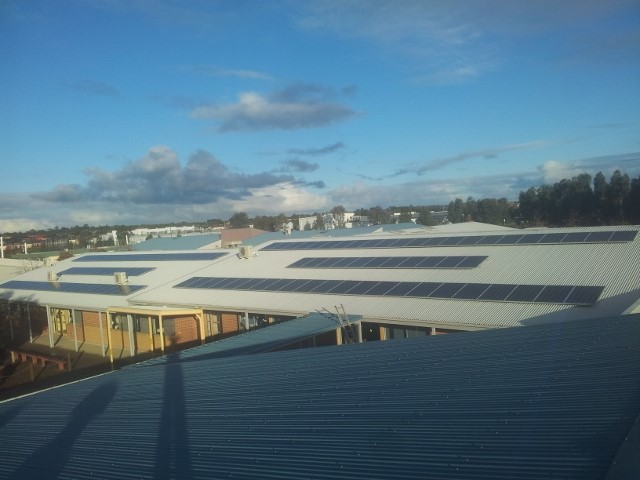 COMMERCIAL SOLAR INSTALLATION Narre Warren South P a�� 12 College